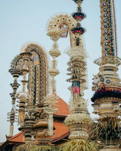 Keindahan-Penjor-Pengerebongan-Desa-Adat-Kesiman…