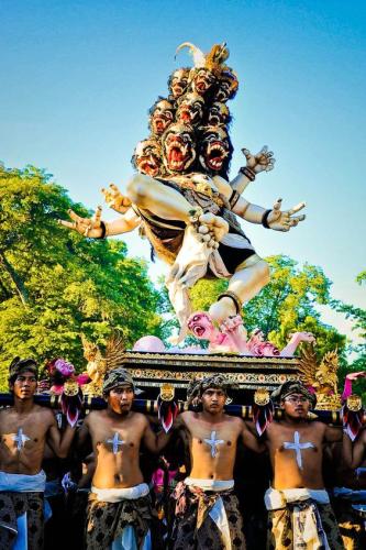 Ogoh-Ogoh-Festival-in-Bali-Indonesia