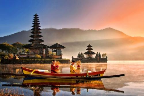 Ulun-Danu-Temple-Bali
